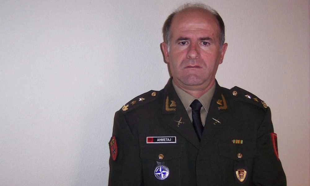 Αλβανός στρατηγός: «Πρόκληση η εγκατάσταση ελληνικού στρατού στους Οθωνούς»